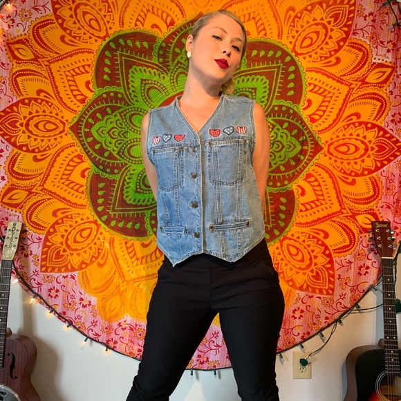 //VINTAGE// Denim Vest - Picture 3 of 5